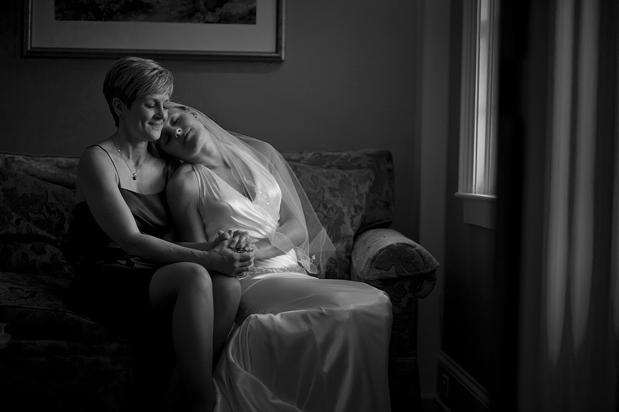 Alexa & Gregory – October 29th, 2011. Emin Kuliyev — Award-Winning Wedding Photojournalist NYC & USA | Best Wedding Photographer Known for Candid, Timeless Moments