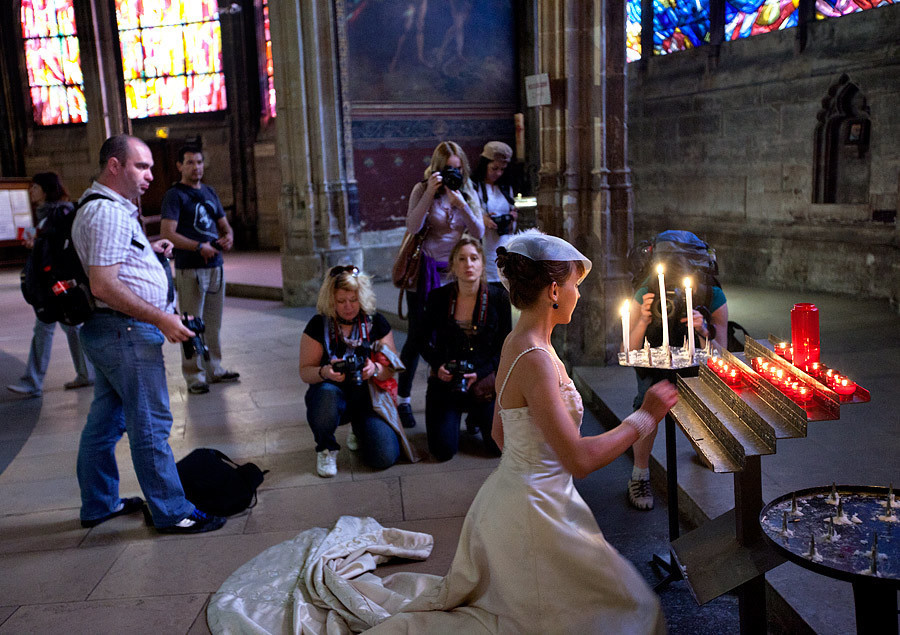 My Wedding Photography Workshops in Paris 18-21 April, 2011 – Behind t. Emin Kuliyev — Award-Winning Wedding Photojournalist NYC & USA | Best Wedding Photographer Known for Candid, Timeless Moments