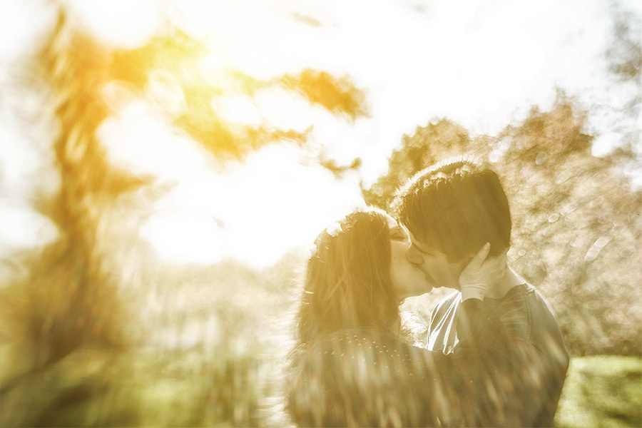 Melissa & Emad – E-Session (April, 27th, 2013). Emin Kuliyev — Award-Winning Wedding Photojournalist NYC & USA | Best Wedding Photographer Known for Candid, Timeless Moments