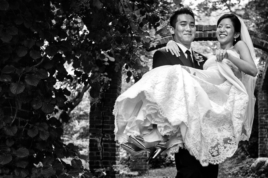 Steven & Florence – 09/19/2010. Emin Kuliyev — Award-Winning Wedding Photojournalist NYC & USA | Best Wedding Photographer Known for Candid, Timeless Moments