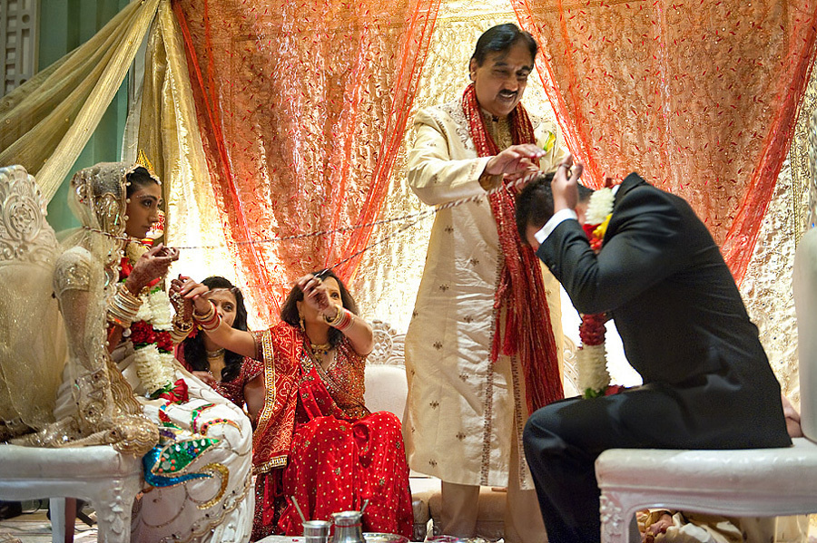 Sheela & Yuang – Wedding (day two) 08/08/2009. Emin Kuliyev — Award-Winning Wedding Photojournalist NYC & USA | Best Wedding Photographer Known for Candid, Timeless Moments