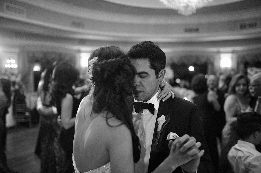 Niloufar & Ali –  – 11/28/2014 –  Oheka Castle,Huntington, NY. Emin Kuliyev — Award-Winning Wedding Photojournalist NYC & USA | Best Wedding Photographer Known for Candid, Timeless Moments