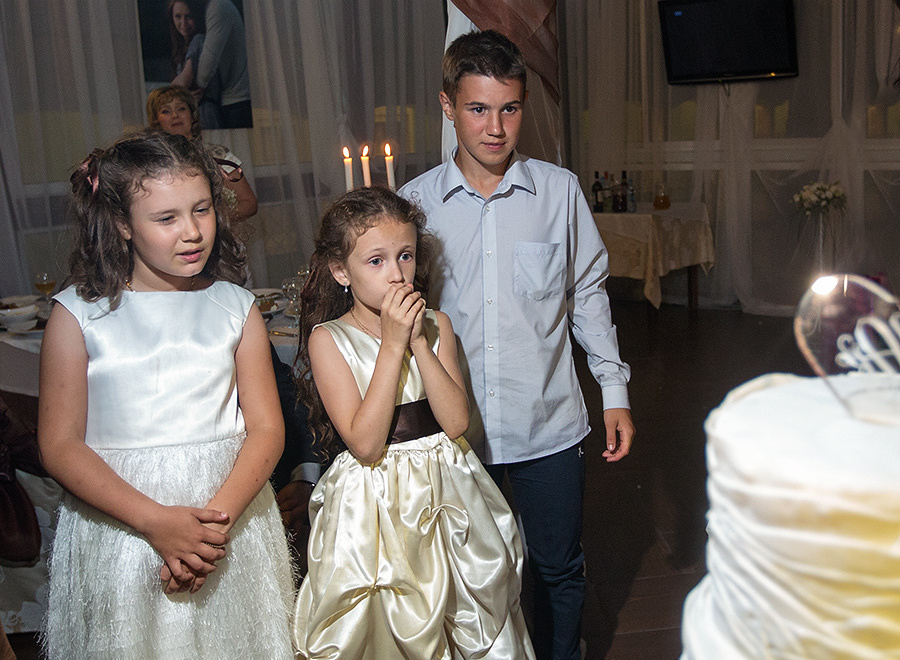 Ksenia & Artem  – Yaroslavl (Russia) 14.07.12. Emin Kuliyev — Award-Winning Wedding Photojournalist NYC & USA | Best Wedding Photographer Known for Candid, Timeless Moments