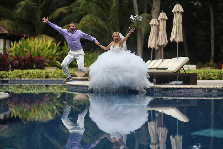 David & Leila (Puerto Rico) – Day 3 (July 28, 2013) Beach party. Emin Kuliyev — Award-Winning Wedding Photojournalist NYC & USA | Best Wedding Photographer Known for Candid, Timeless Moments
