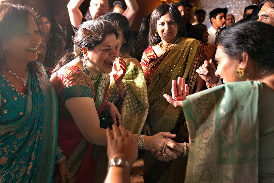 Sheela & Yuang – Wedding (day two) 08/08/2009. Emin Kuliyev — Award-Winning Wedding Photojournalist NYC & USA | Best Wedding Photographer Known for Candid, Timeless Moments