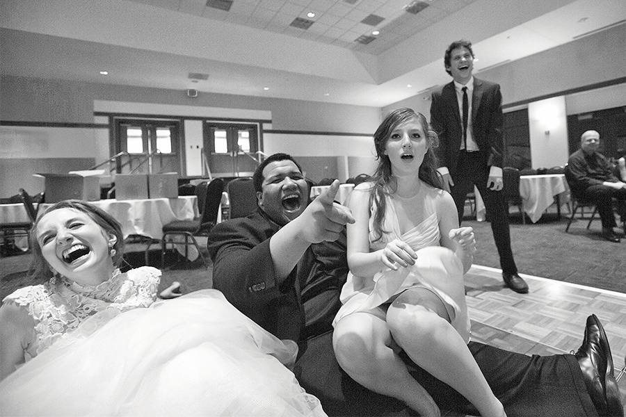 Genevieve & Josh– June 3rd,2012 – Minneapolis (Minnesota). Emin Kuliyev — Award-Winning Wedding Photojournalist NYC & USA | Best Wedding Photographer Known for Candid, Timeless Moments