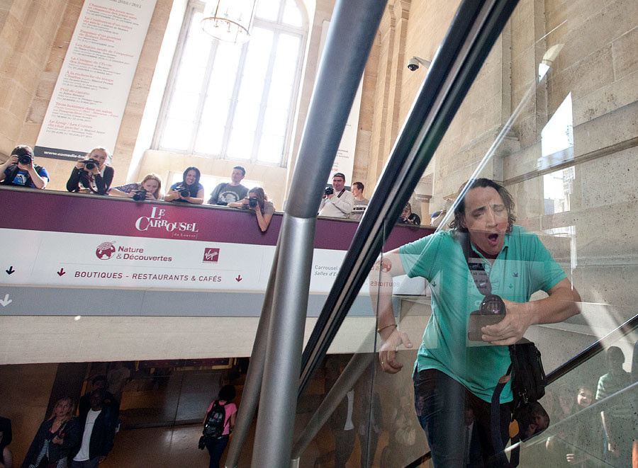 My Wedding Photography Workshops in Paris 18-21 April, 2011 – Behind t. Emin Kuliyev — Award-Winning Wedding Photojournalist NYC & USA | Best Wedding Photographer Known for Candid, Timeless Moments