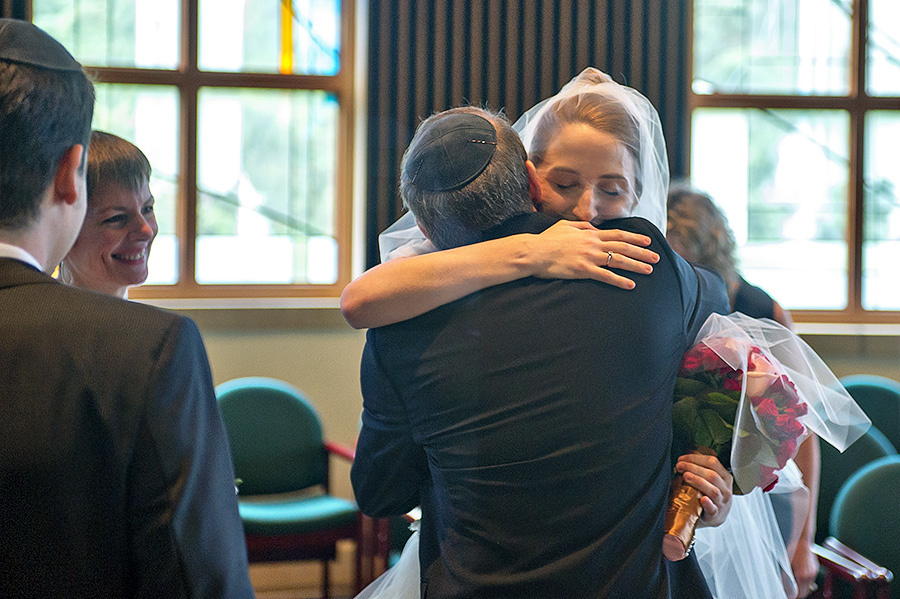 Genevieve & Josh– June 3rd,2012 – Minneapolis (Minnesota). Emin Kuliyev — Award-Winning Wedding Photojournalist NYC & USA | Best Wedding Photographer Known for Candid, Timeless Moments