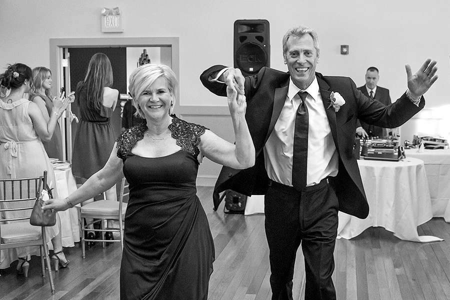 Martina & Stephen 7-6-13 (Methuen, MA). Emin Kuliyev — Award-Winning Wedding Photojournalist NYC & USA | Best Wedding Photographer Known for Candid, Timeless Moments