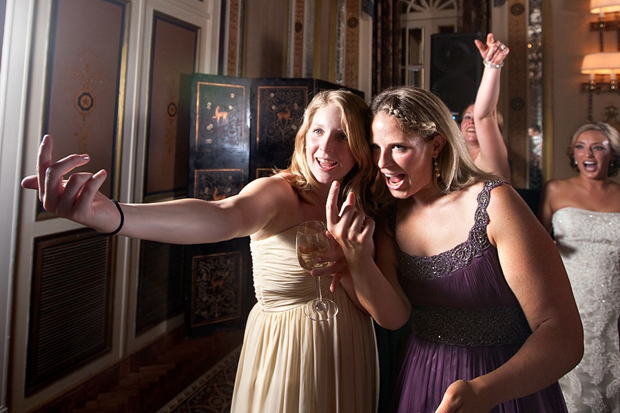 Matthew & Elizabeth – Wedding – 08/15/2009. Emin Kuliyev — Award-Winning Wedding Photojournalist NYC & USA | Best Wedding Photographer Known for Candid, Timeless Moments