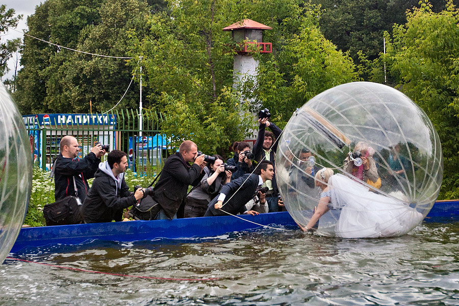 My Wedding Photography Workshop in Moscow (Russia) 6-14 June, 2010 – B. Emin Kuliyev — Award-Winning Wedding Photojournalist NYC & USA | Best Wedding Photographer Known for Candid, Timeless Moments