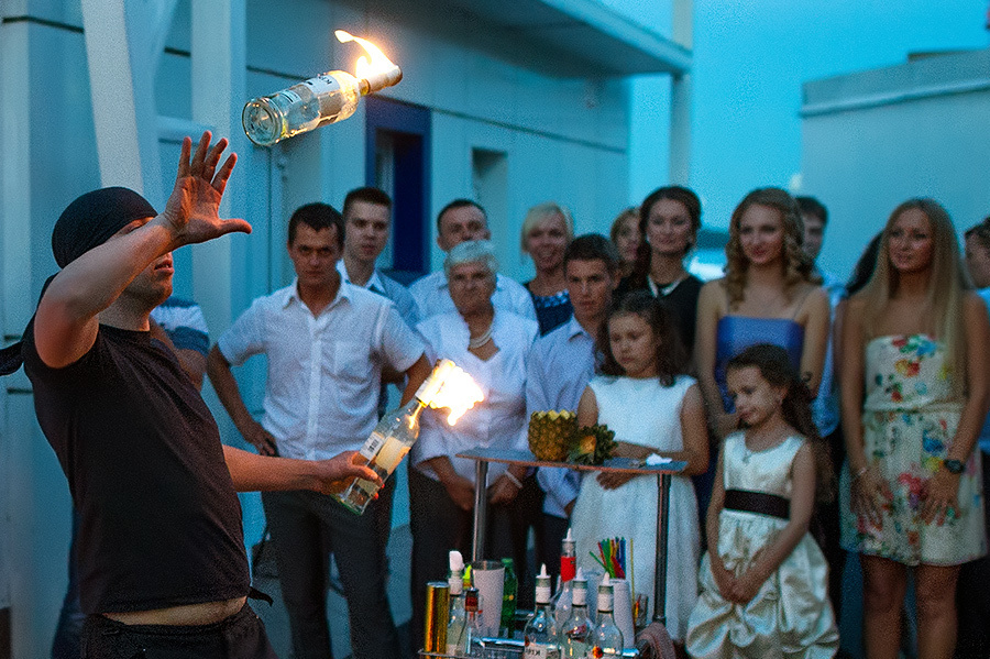 Ksenia & Artem  – Yaroslavl (Russia) 14.07.12. Emin Kuliyev — Award-Winning Wedding Photojournalist NYC & USA | Best Wedding Photographer Known for Candid, Timeless Moments