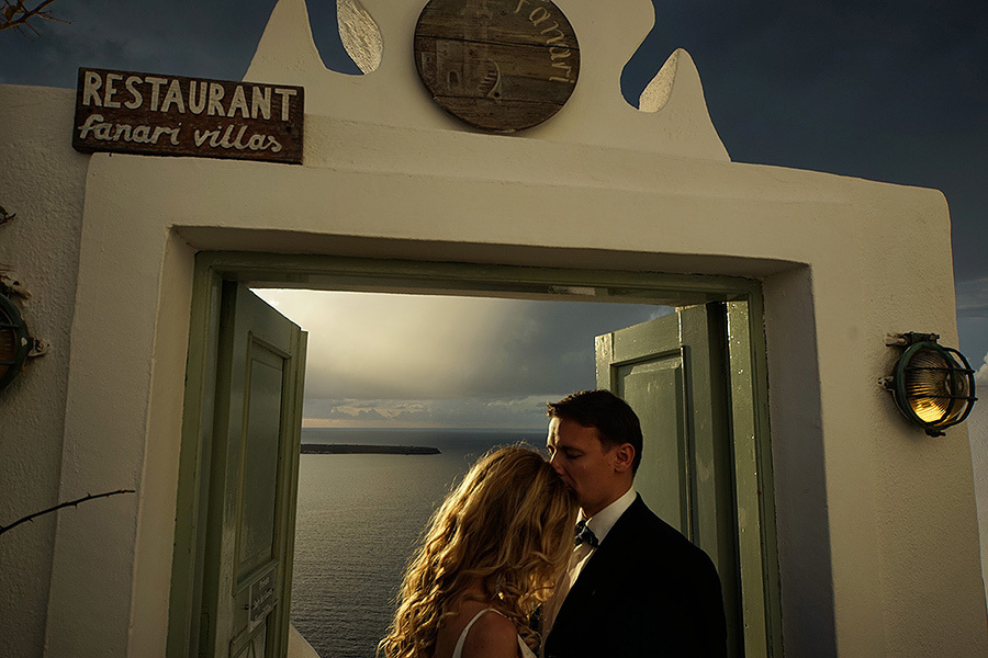 My Wedding Photography Workshop on Santorini –  November, 2014. Emin Kuliyev — Award-Winning Wedding Photojournalist NYC & USA | Best Wedding Photographer Known for Candid, Timeless Moments