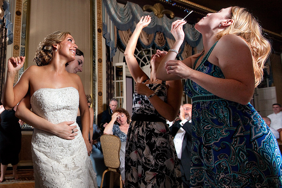 Matthew & Elizabeth – Wedding – 08/15/2009. Emin Kuliyev — Award-Winning Wedding Photojournalist NYC & USA | Best Wedding Photographer Known for Candid, Timeless Moments