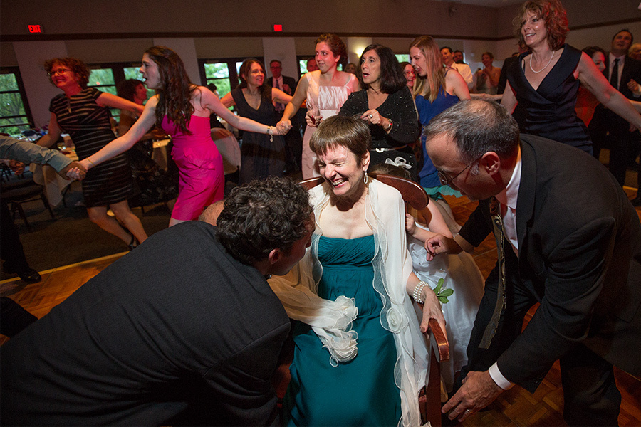 Genevieve & Josh– June 3rd,2012 – Minneapolis (Minnesota). Emin Kuliyev — Award-Winning Wedding Photojournalist NYC & USA | Best Wedding Photographer Known for Candid, Timeless Moments