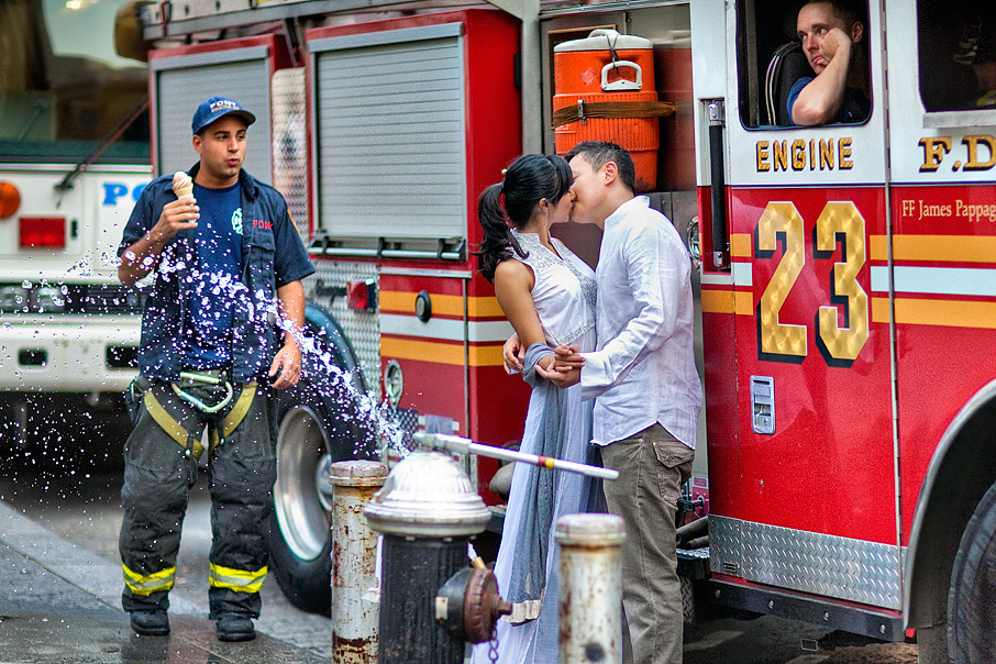 Sheela & Yuang – Engagement – 08/04/2009. Emin Kuliyev — Award-Winning Wedding Photojournalist NYC & USA | Best Wedding Photographer Known for Candid, Timeless Moments