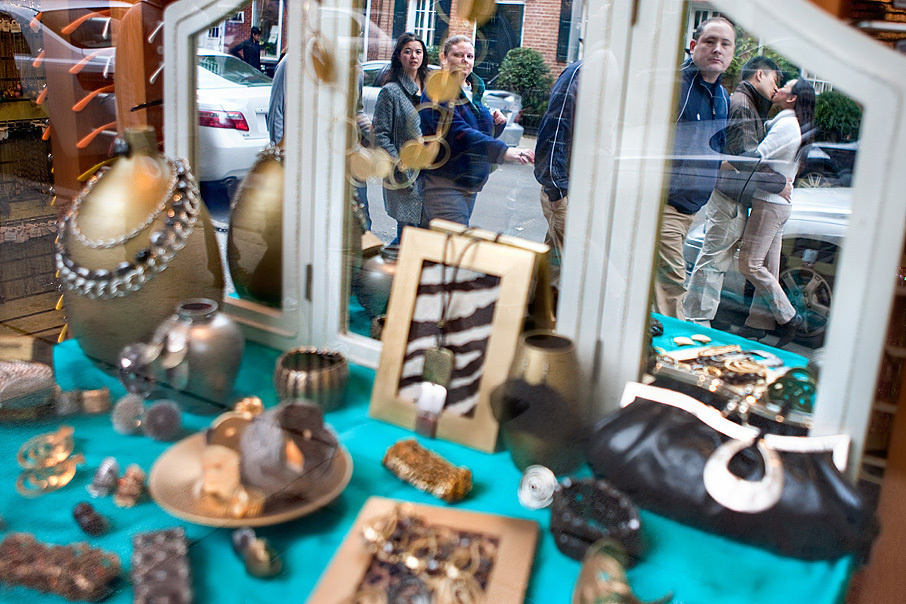Kah & Jackson – E-Session (November, 2nd, 2009). Emin Kuliyev — Award-Winning Wedding Photojournalist NYC & USA | Best Wedding Photographer Known for Candid, Timeless Moments