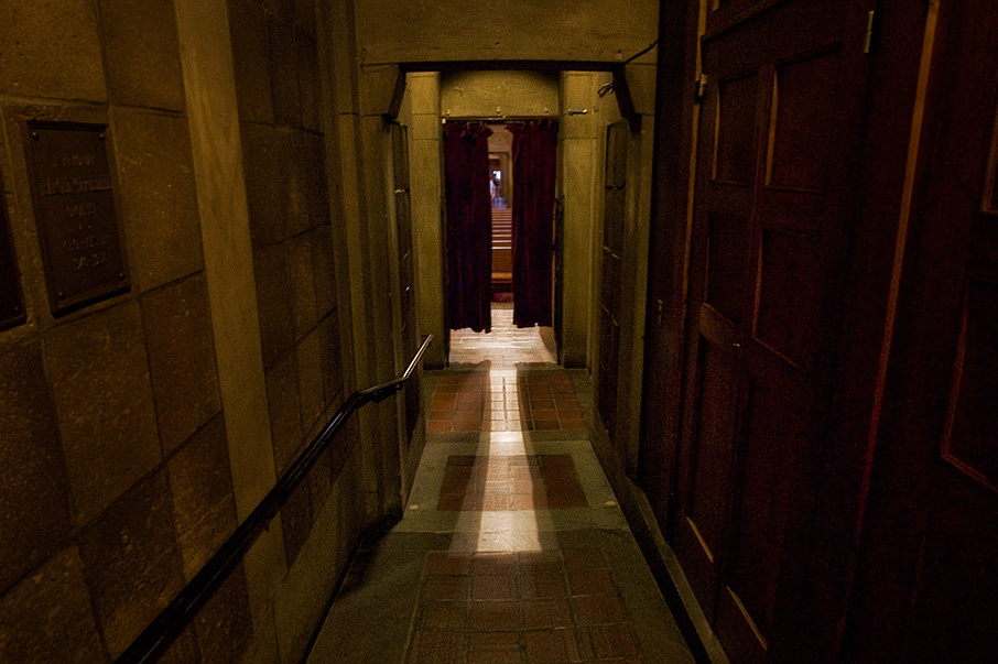 Linda & Ed – September 5, 2008. Emin Kuliyev — Award-Winning Wedding Photojournalist NYC & USA | Best Wedding Photographer Known for Candid, Timeless Moments