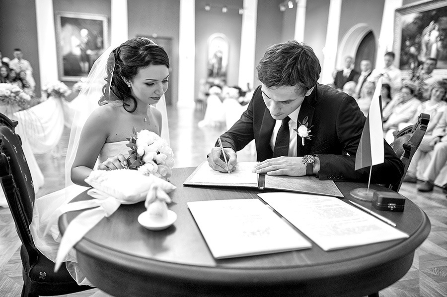 Ksenia & Artem  – Yaroslavl (Russia) 14.07.12. Emin Kuliyev — Award-Winning Wedding Photojournalist NYC & USA | Best Wedding Photographer Known for Candid, Timeless Moments