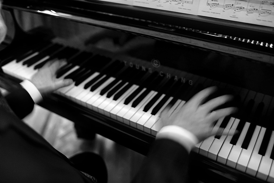 Niloufar & Ali –  – 11/28/2014 –  Oheka Castle,Huntington, NY. Emin Kuliyev — Award-Winning Wedding Photojournalist NYC & USA | Best Wedding Photographer Known for Candid, Timeless Moments