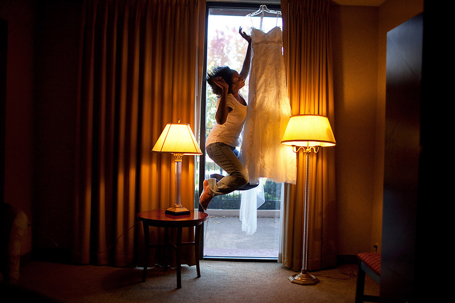 Rona & Charles (October 24, 2009) Halloween wedding – Saint Louis, Mis. Emin Kuliyev — Award-Winning Wedding Photojournalist NYC & USA | Best Wedding Photographer Known for Candid, Timeless Moments