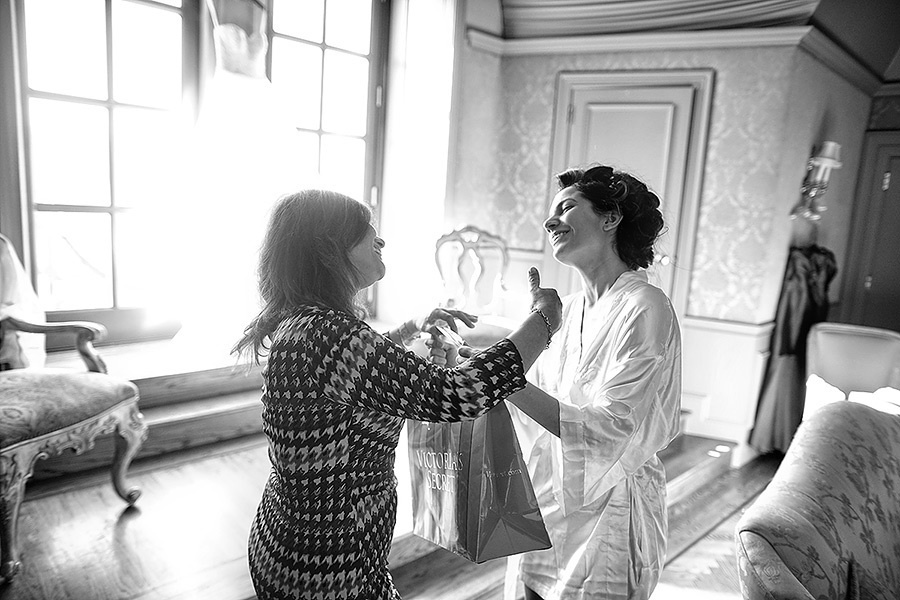Niloufar & Ali –  – 11/28/2014 –  Oheka Castle,Huntington, NY. Emin Kuliyev — Award-Winning Wedding Photojournalist NYC & USA | Best Wedding Photographer Known for Candid, Timeless Moments