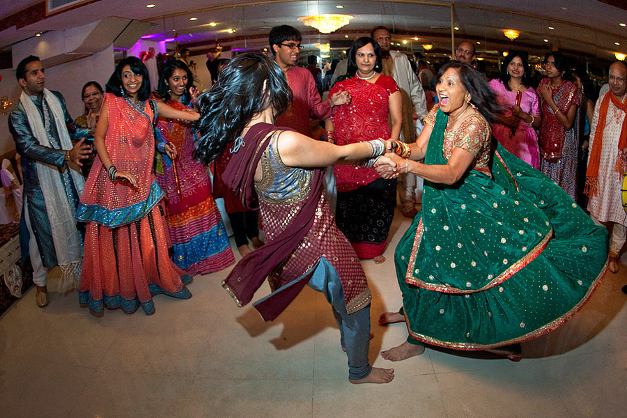 Sheela & Yuang – Wedding (day one) 08/07/2009. Emin Kuliyev — Award-Winning Wedding Photojournalist NYC & USA | Best Wedding Photographer Known for Candid, Timeless Moments