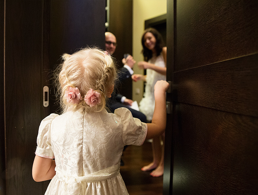 Margo & Alexey – (February, 2nd, 2013) Moscow (Russia). Emin Kuliyev — Award-Winning Wedding Photojournalist NYC & USA | Best Wedding Photographer Known for Candid, Timeless Moments