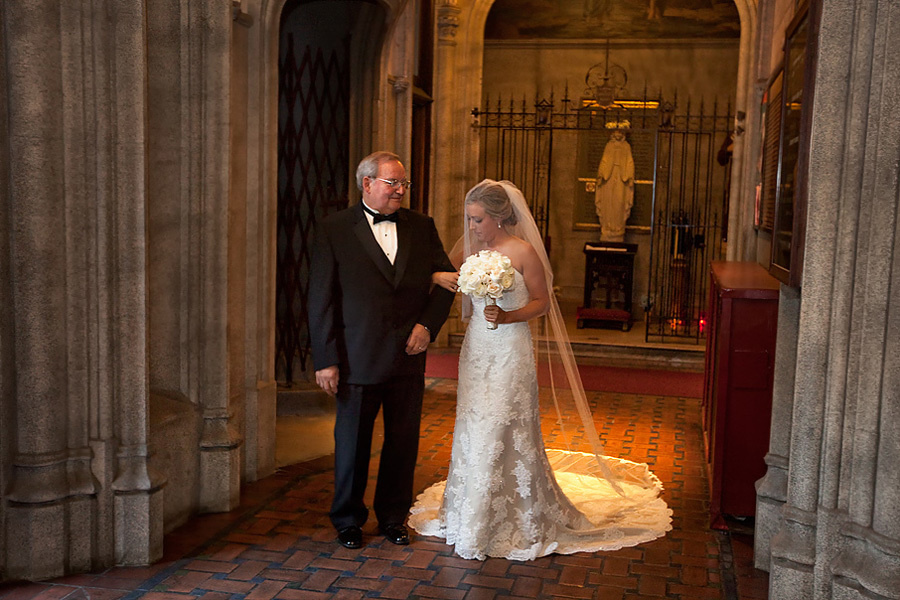 Matthew & Elizabeth – Wedding – 08/15/2009. Emin Kuliyev — Award-Winning Wedding Photojournalist NYC & USA | Best Wedding Photographer Known for Candid, Timeless Moments