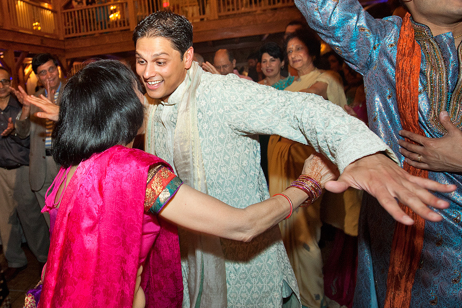 Pooja & Amit – Wedding (Part I) (May, 27th, 2011). Emin Kuliyev — Award-Winning Wedding Photojournalist NYC & USA | Best Wedding Photographer Known for Candid, Timeless Moments
