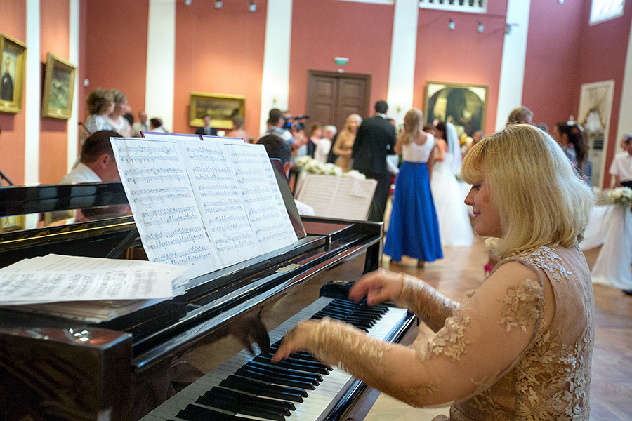 Ksenia & Artem  – Yaroslavl (Russia) 14.07.12. Emin Kuliyev — Award-Winning Wedding Photojournalist NYC & USA | Best Wedding Photographer Known for Candid, Timeless Moments