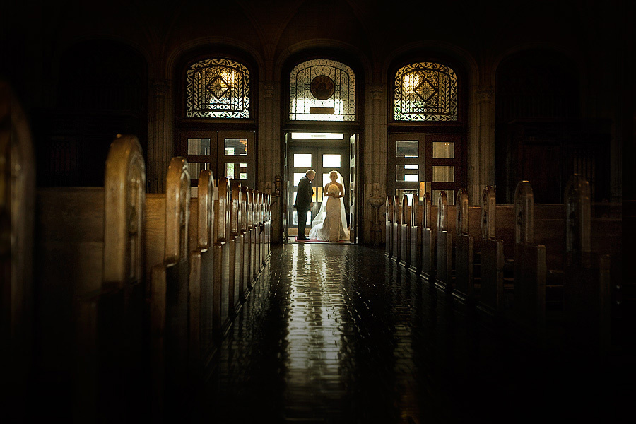 Matthew & Elizabeth – Wedding – 08/15/2009. Emin Kuliyev — Award-Winning Wedding Photojournalist NYC & USA | Best Wedding Photographer Known for Candid, Timeless Moments