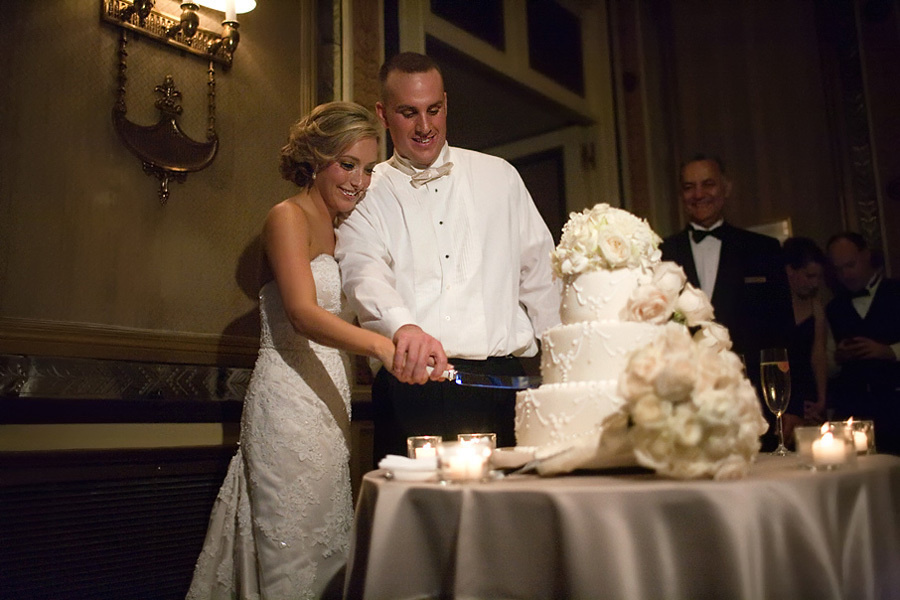 Matthew & Elizabeth – Wedding – 08/15/2009. Emin Kuliyev — Award-Winning Wedding Photojournalist NYC & USA | Best Wedding Photographer Known for Candid, Timeless Moments