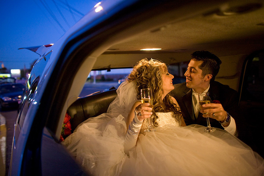 Linda & Mike – Halloween Wedding (10.31.08). Emin Kuliyev — Award-Winning Wedding Photojournalist NYC & USA | Best Wedding Photographer Known for Candid, Timeless Moments