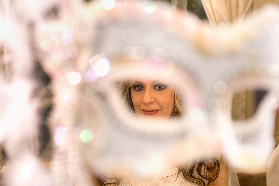 Linda & Mike – Halloween Wedding (10.31.08). Emin Kuliyev — Award-Winning Wedding Photojournalist NYC & USA | Best Wedding Photographer Known for Candid, Timeless Moments