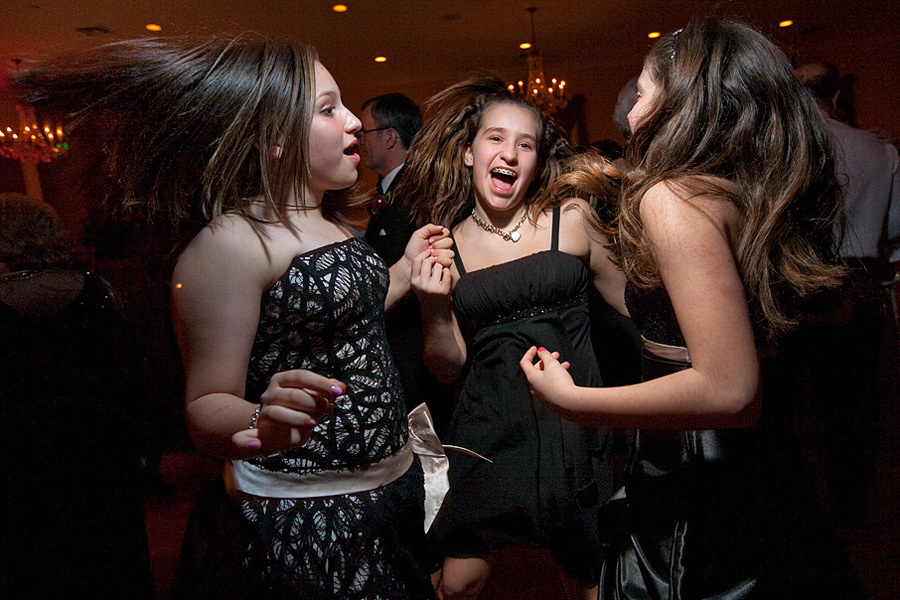 Tiffany & Jake (Wedding – 02/14/09). Emin Kuliyev — Award-Winning Wedding Photojournalist NYC & USA | Best Wedding Photographer Known for Candid, Timeless Moments