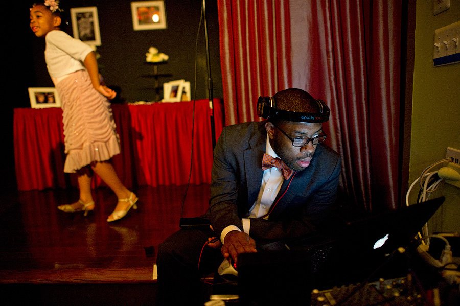 Joy & Roy (Wedding) – October 8th,2011 – Washington. Emin Kuliyev — Award-Winning Wedding Photojournalist NYC & USA | Best Wedding Photographer Known for Candid, Timeless Moments