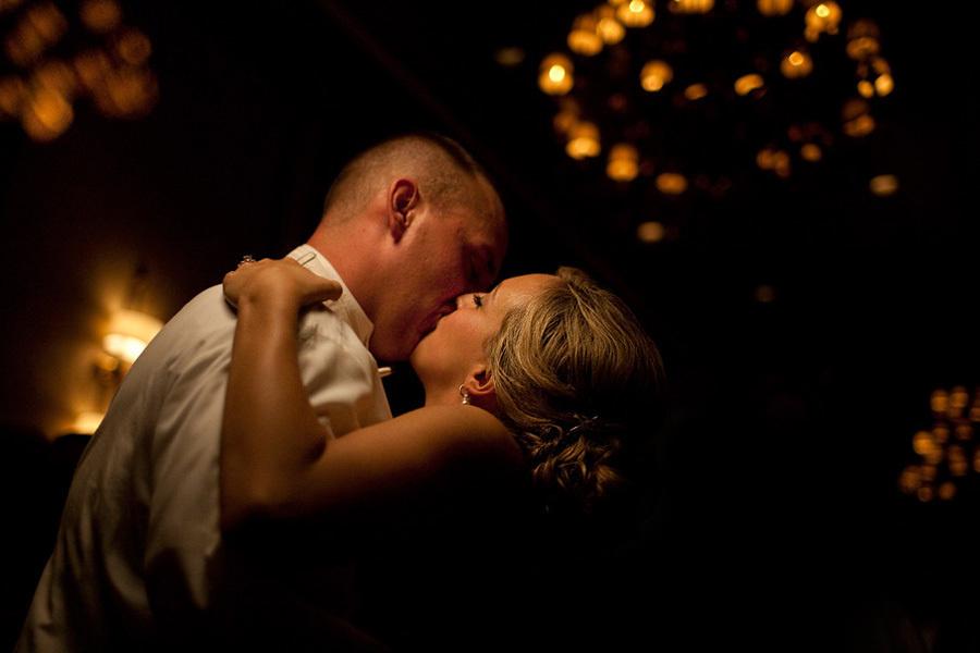 Matthew & Elizabeth – Wedding – 08/15/2009. Emin Kuliyev — Award-Winning Wedding Photojournalist NYC & USA | Best Wedding Photographer Known for Candid, Timeless Moments