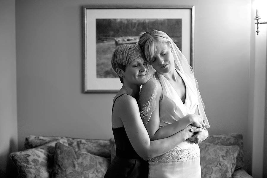 Alexa & Gregory – October 29th, 2011. Emin Kuliyev — Award-Winning Wedding Photojournalist NYC & USA | Best Wedding Photographer Known for Candid, Timeless Moments