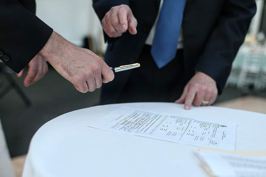 Emily & Kyle – (September 28th, 2013). Emin Kuliyev — Award-Winning Wedding Photojournalist NYC & USA | Best Wedding Photographer Known for Candid, Timeless Moments