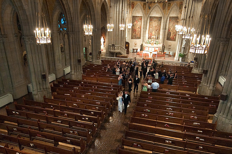 Matthew & Elizabeth – Wedding – 08/15/2009. Emin Kuliyev — Award-Winning Wedding Photojournalist NYC & USA | Best Wedding Photographer Known for Candid, Timeless Moments
