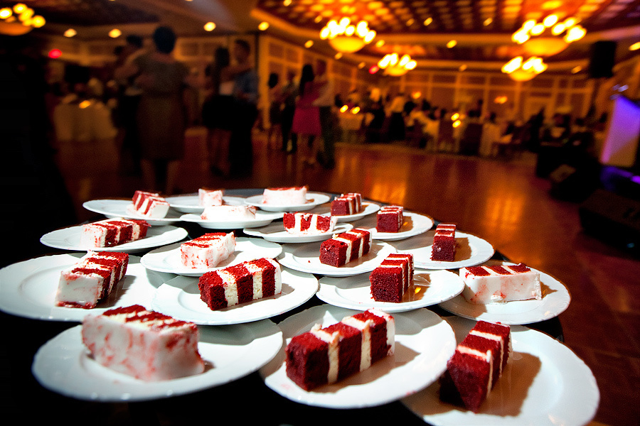 Steven & Florence – 09/19/2010. Emin Kuliyev — Award-Winning Wedding Photojournalist NYC & USA | Best Wedding Photographer Known for Candid, Timeless Moments