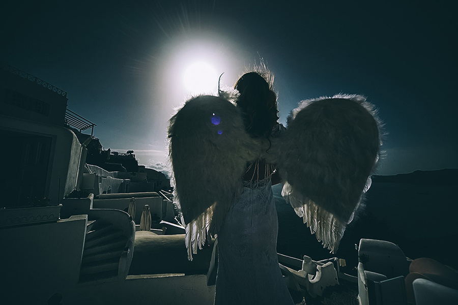 My Wedding Photography Workshop on Santorini –  November, 2014. Emin Kuliyev — Award-Winning Wedding Photojournalist NYC & USA | Best Wedding Photographer Known for Candid, Timeless Moments