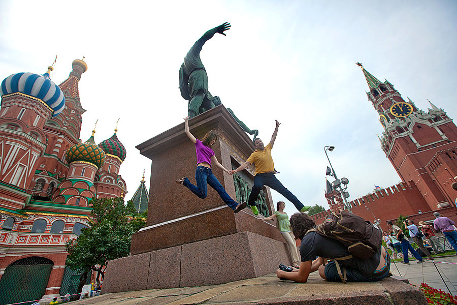My Wedding Photography Workshop in Moscow (Russia) 6-14 June, 2010 – B. Emin Kuliyev — Award-Winning Wedding Photojournalist NYC & USA | Best Wedding Photographer Known for Candid, Timeless Moments