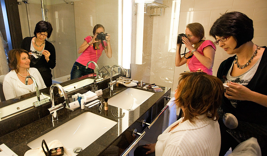 My Workshop in Düsseldorf (Germany) – Behind the scene. Emin Kuliyev — Award-Winning Wedding Photojournalist NYC & USA | Best Wedding Photographer Known for Candid, Timeless Moments