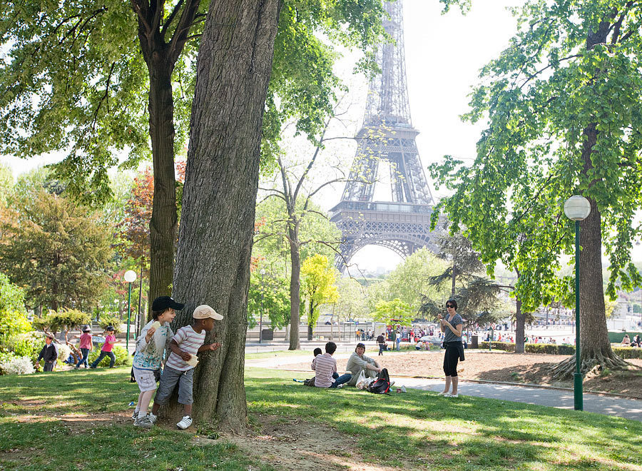 My Wedding Photography Workshops in Paris 18-21 April, 2011 – Behind t. Emin Kuliyev — Award-Winning Wedding Photojournalist NYC & USA | Best Wedding Photographer Known for Candid, Timeless Moments