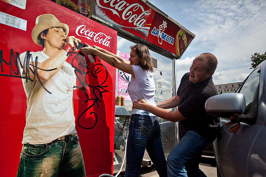 My Wedding Photography Workshop in Moscow (Russia) 6-14 June, 2010 – B. Emin Kuliyev — Award-Winning Wedding Photojournalist NYC & USA | Best Wedding Photographer Known for Candid, Timeless Moments