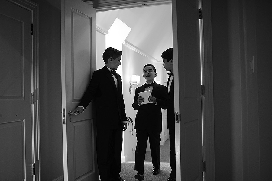 Niloufar & Ali –  – 11/28/2014 –  Oheka Castle,Huntington, NY. Emin Kuliyev — Award-Winning Wedding Photojournalist NYC & USA | Best Wedding Photographer Known for Candid, Timeless Moments