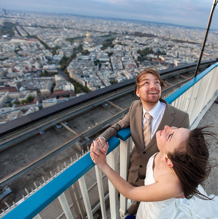 Masha & Andrey – October 3rd, 2009 – Paris (France). Emin Kuliyev — Award-Winning Wedding Photojournalist NYC & USA | Best Wedding Photographer Known for Candid, Timeless Moments