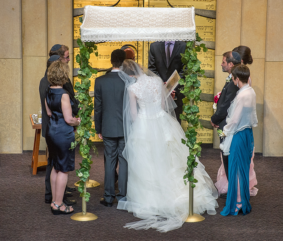 Genevieve & Josh– June 3rd,2012 – Minneapolis (Minnesota). Emin Kuliyev — Award-Winning Wedding Photojournalist NYC & USA | Best Wedding Photographer Known for Candid, Timeless Moments